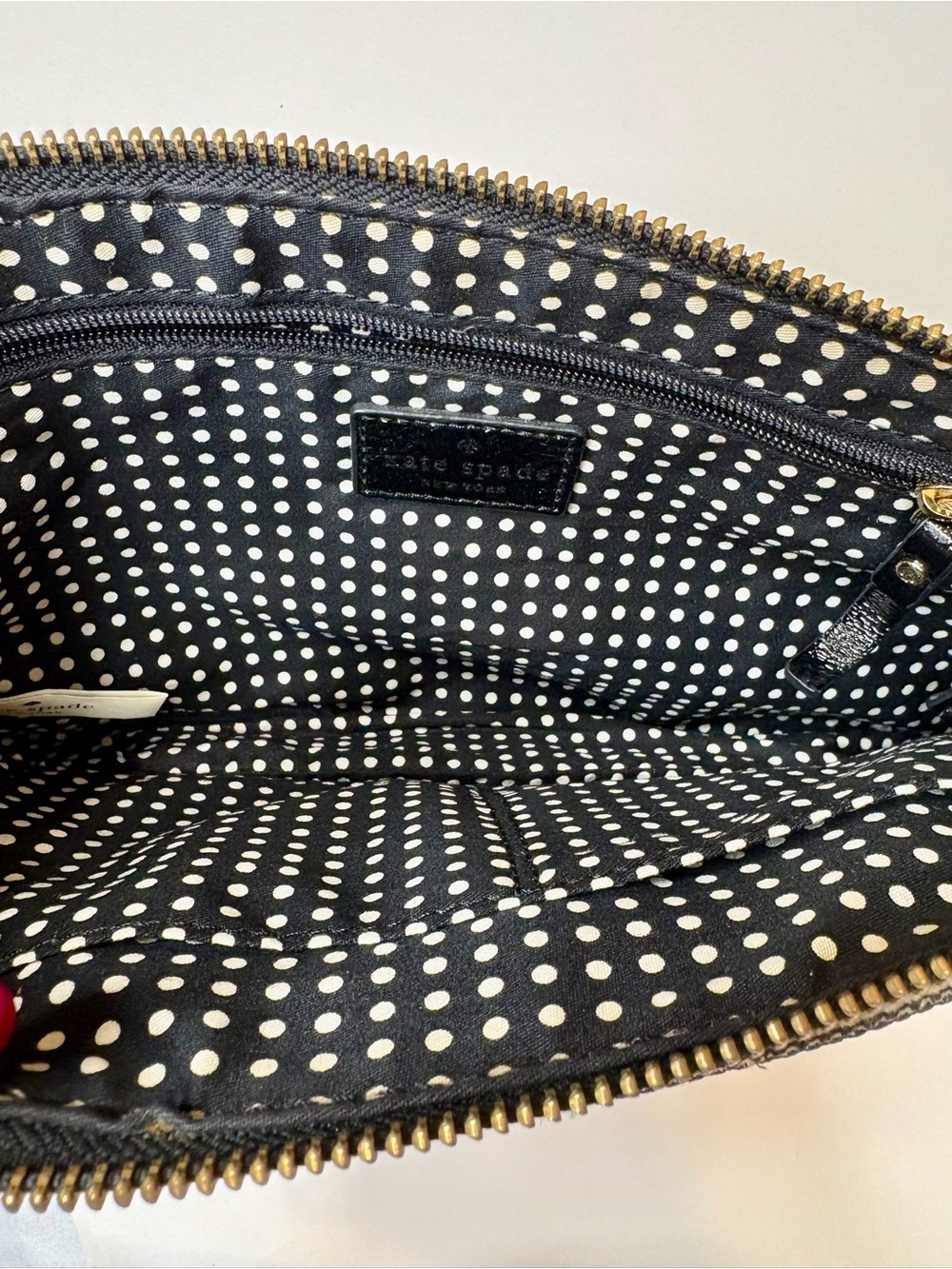 Kate Spade New York Vintage Celina Black & Tan Crossbody Bag Patent Leather Trim - Picture 4 of 4